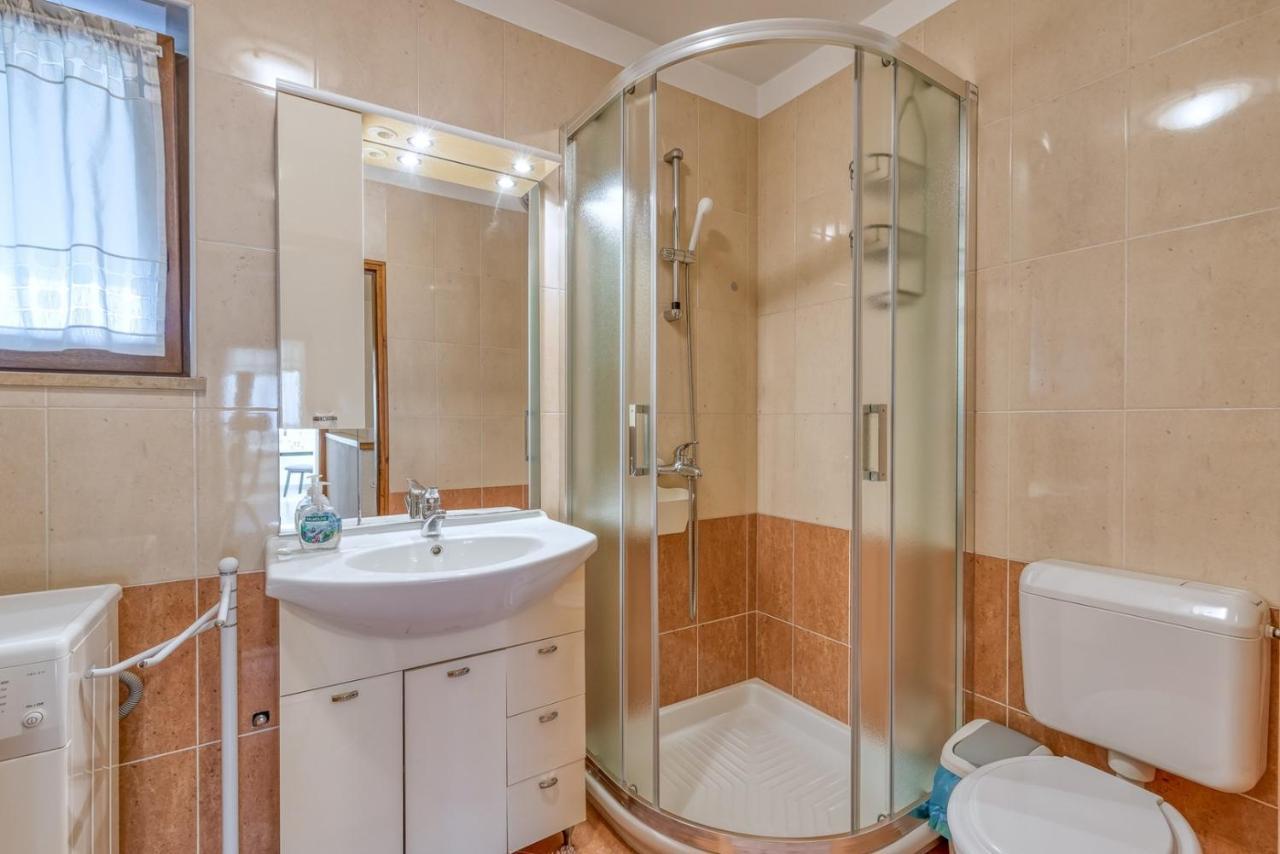 Apartment Lucijan Poreč Eksteriør billede