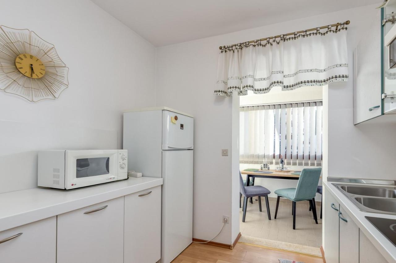 Apartment Lucijan Poreč Eksteriør billede