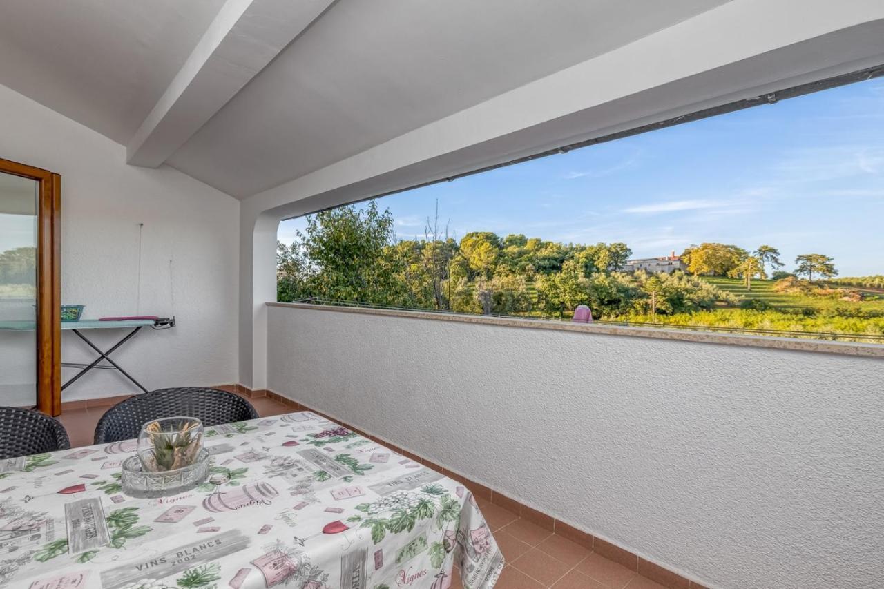Apartment Lucijan Poreč Eksteriør billede